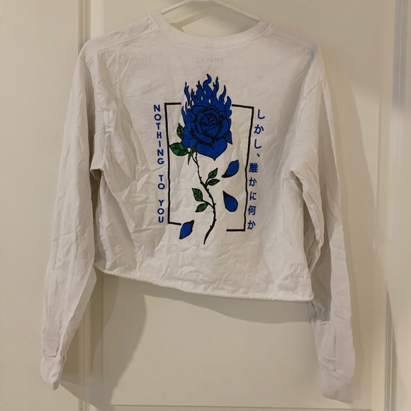 Zumiez Blue Flower Longsleeve Crop Shirt - Picture 2 of 3
